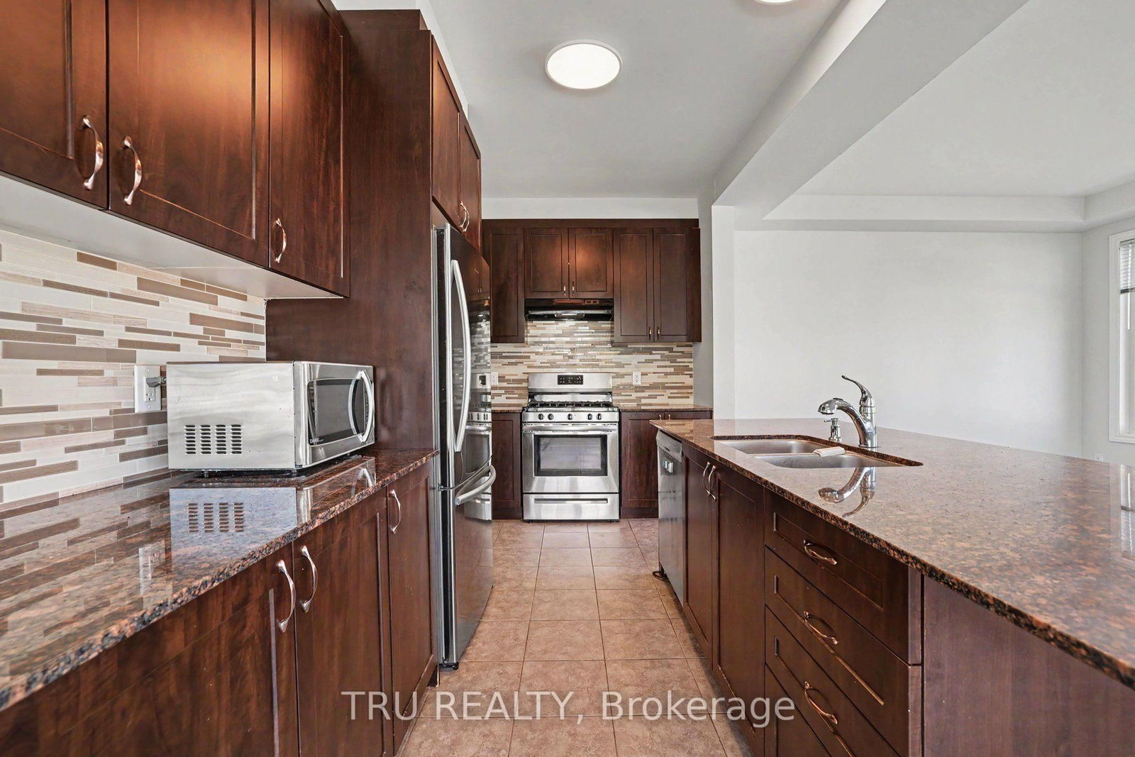 425 Aphelion Crescent • Ottawa, ON photo 11
