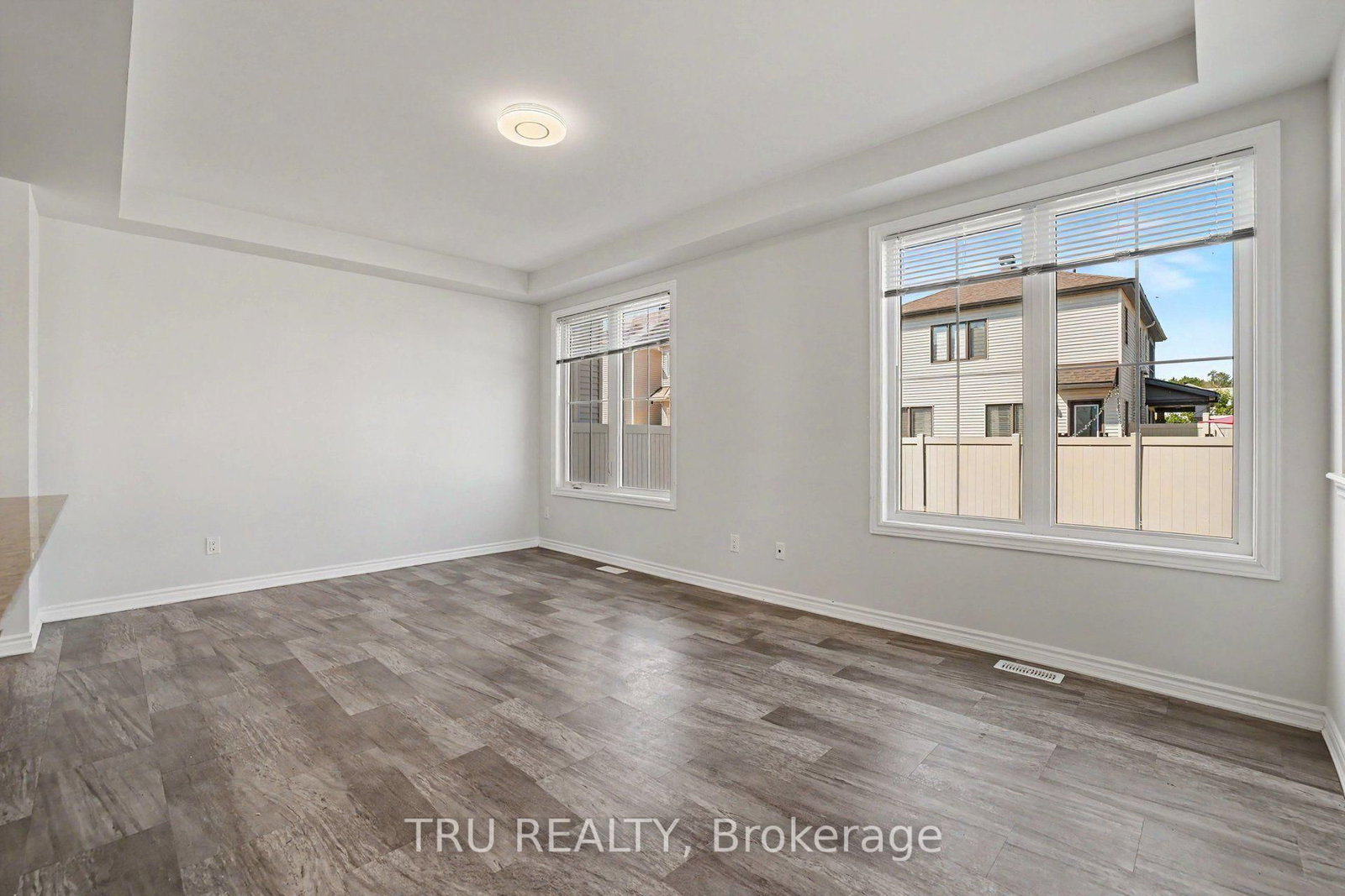 425 Aphelion Crescent • Ottawa, ON photo 8