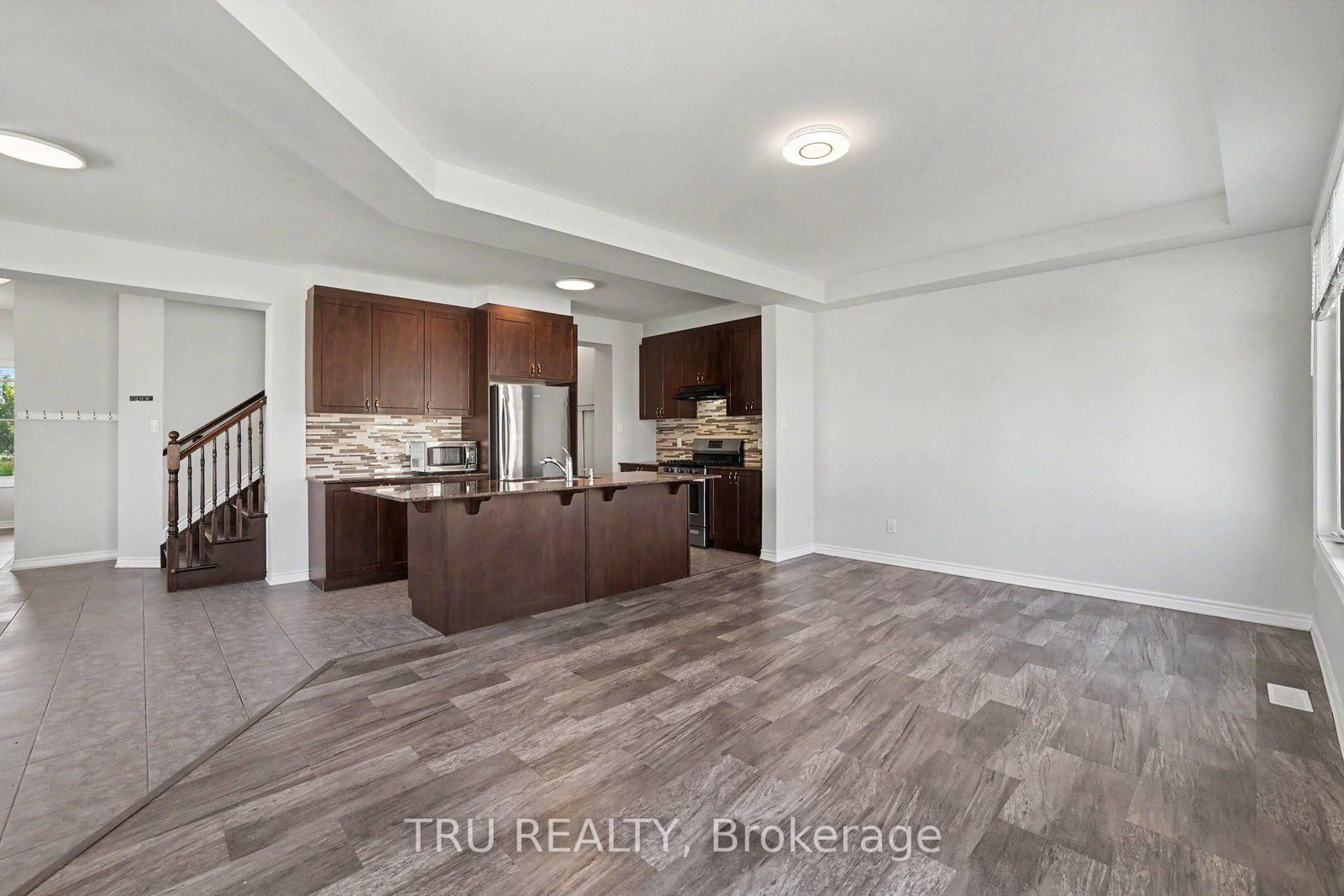 425 Aphelion Crescent • Ottawa, ON photo 9