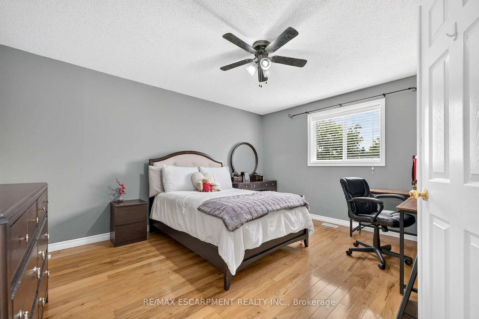 51 Cabriolet Crescent • Hamilton, ON photo 21