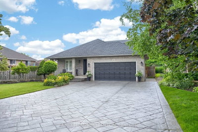 51 Cabriolet Crescent • Hamilton, ON photo 4