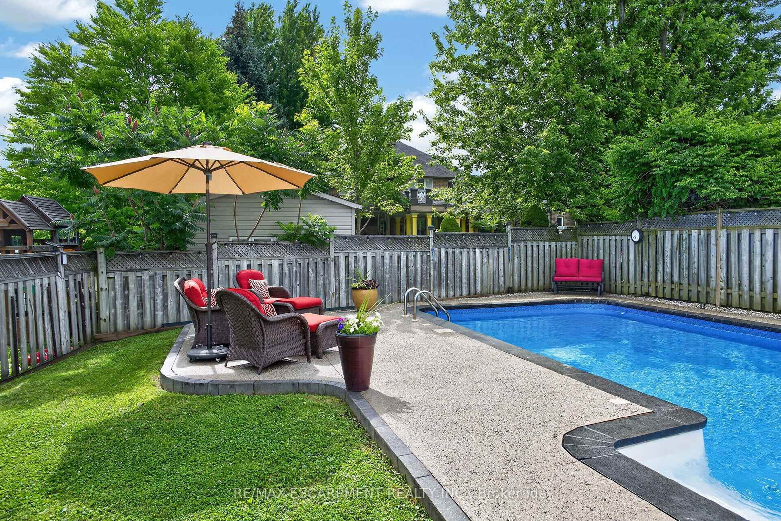 51 Cabriolet Crescent • Hamilton, ON photo 47