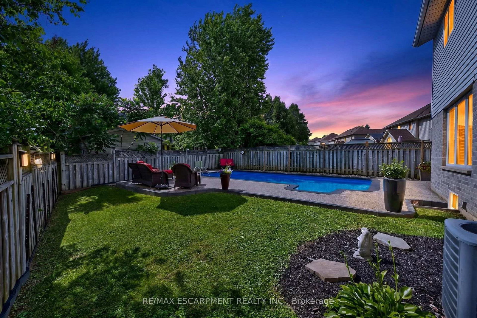 51 Cabriolet Crescent • Hamilton, ON photo 50