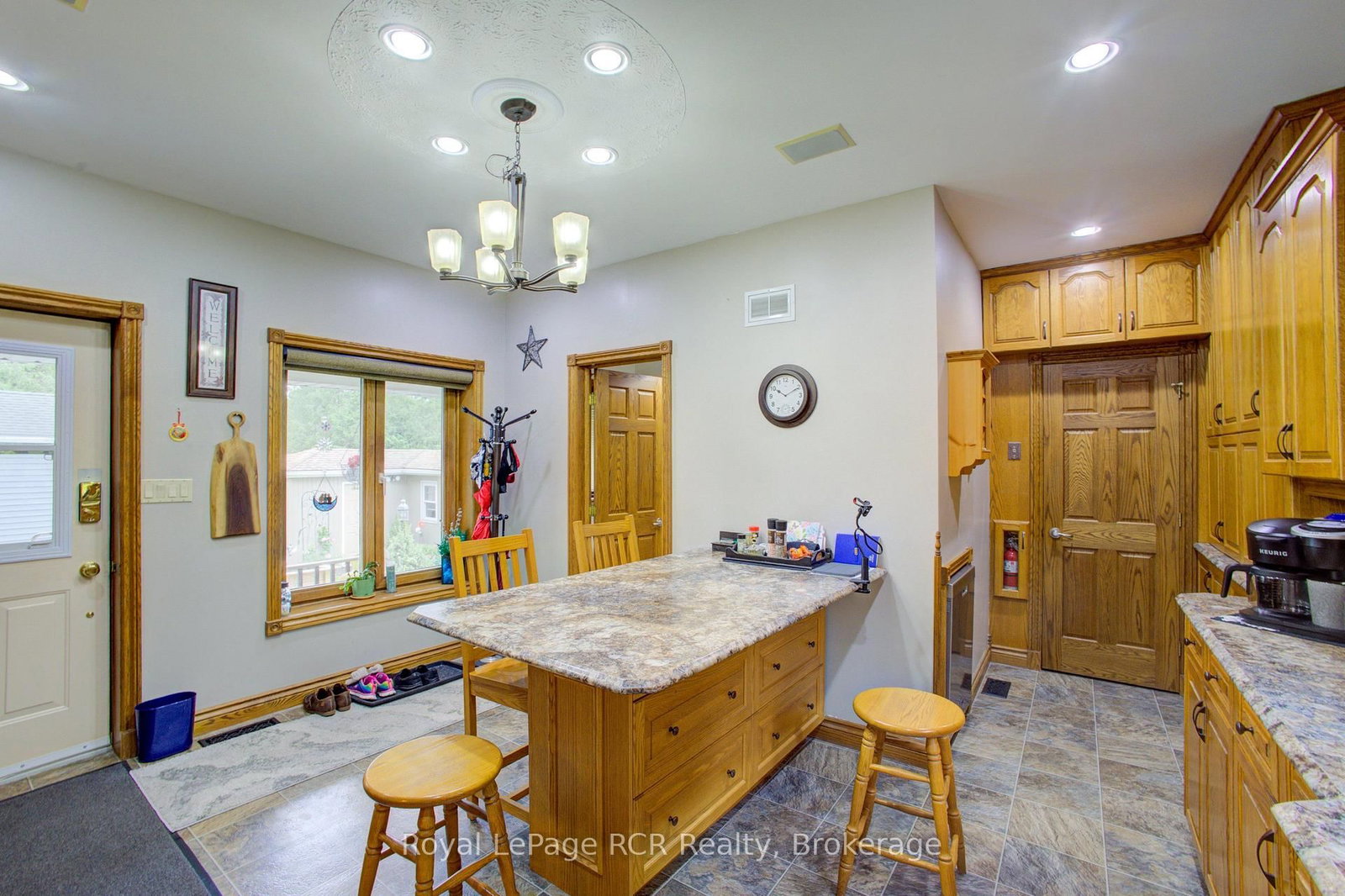 210 St George Street • West Perth, ON photo 9
