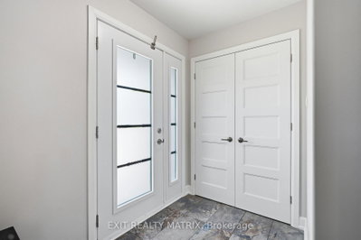 549 Marseille Street — photo 4