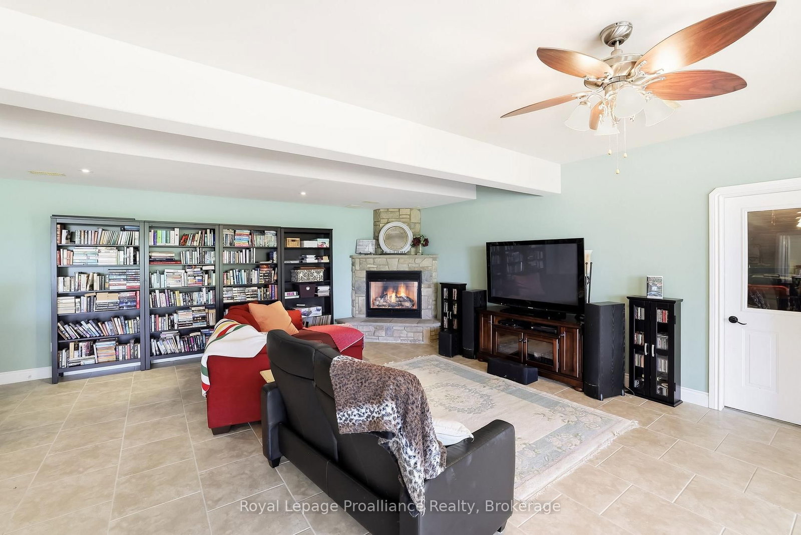 1674 Morris Avenue • Selwyn, ON photo 31