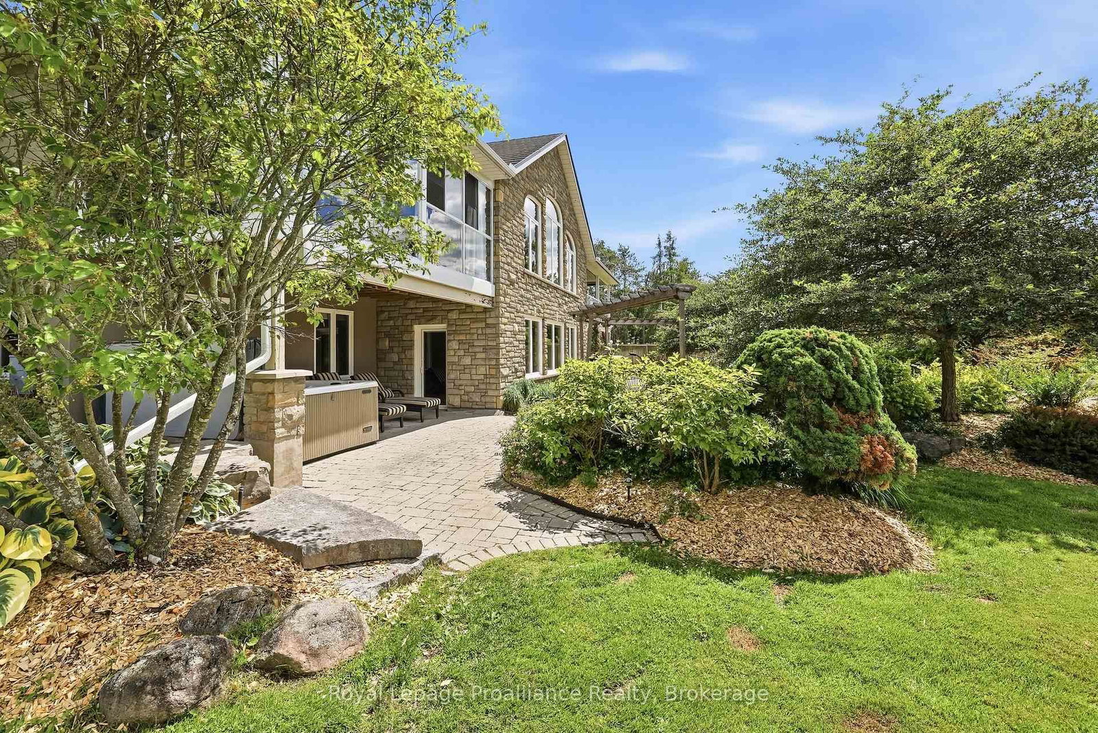 1674 Morris Avenue • Selwyn, ON photo 36