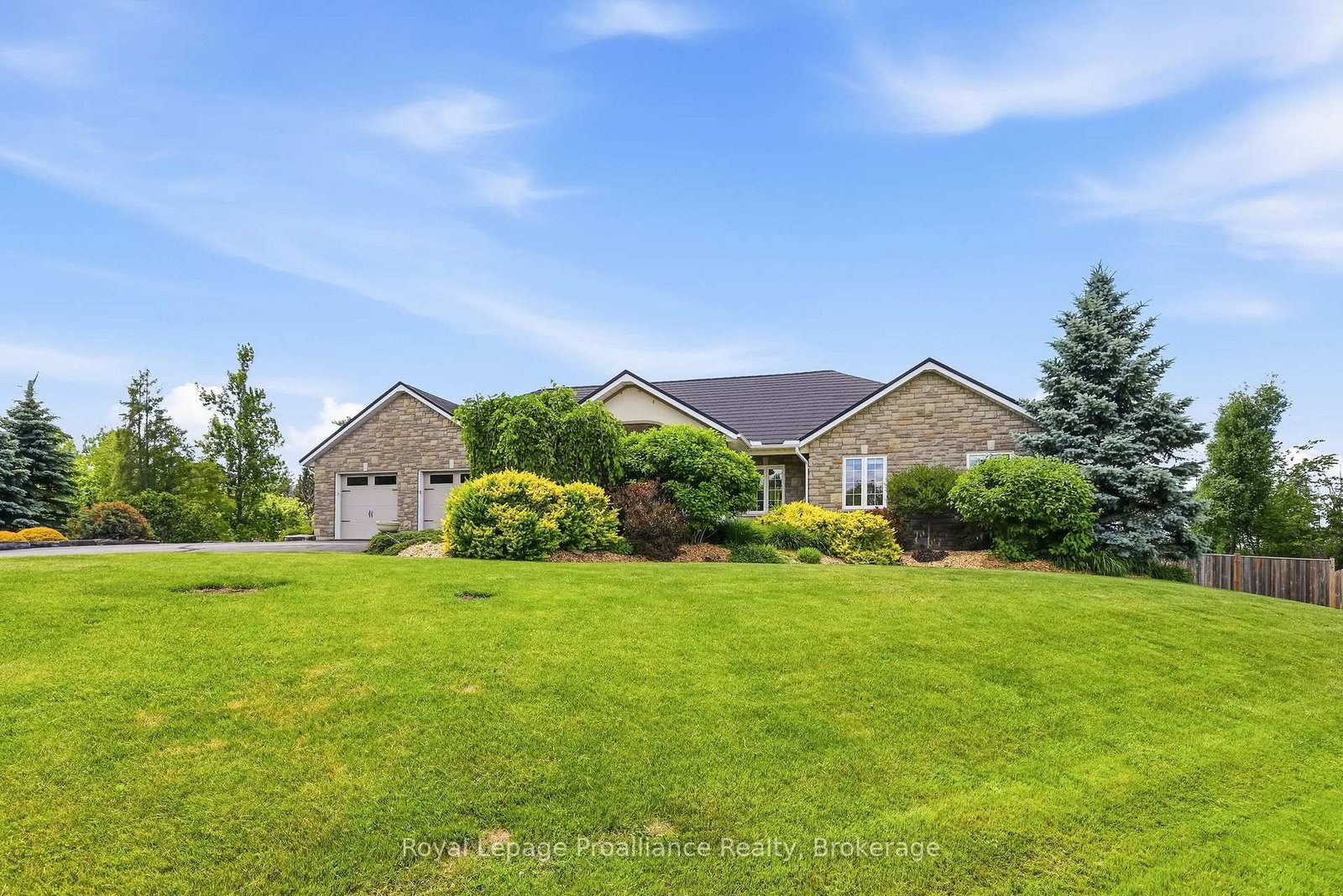 1674 Morris Avenue • Selwyn, ON photo 4