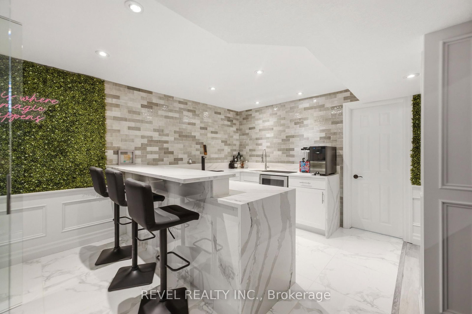 11 Maynard Street • Hamilton, ON photo 33