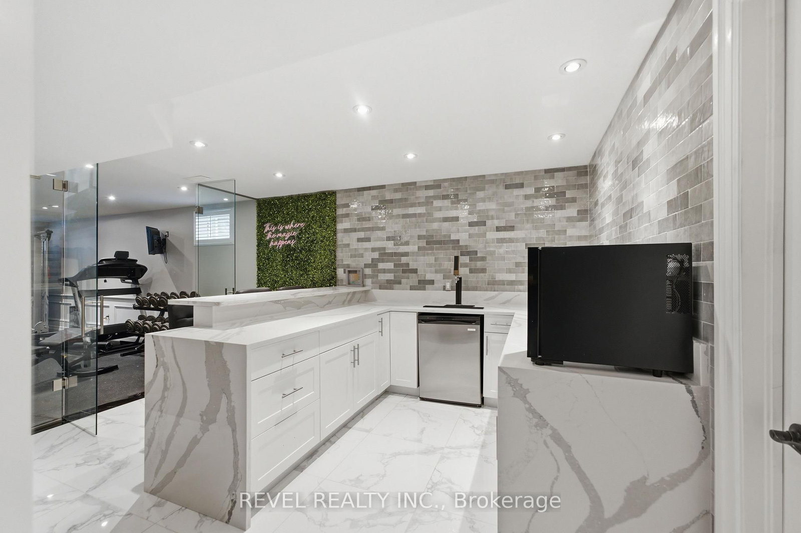 11 Maynard Street • Hamilton, ON photo 34