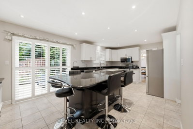 11 Maynard Street • Hamilton, ON photo 8