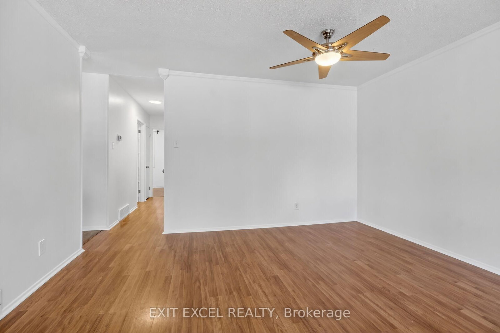 283 McElroy Drive • Ottawa, ON photo 10