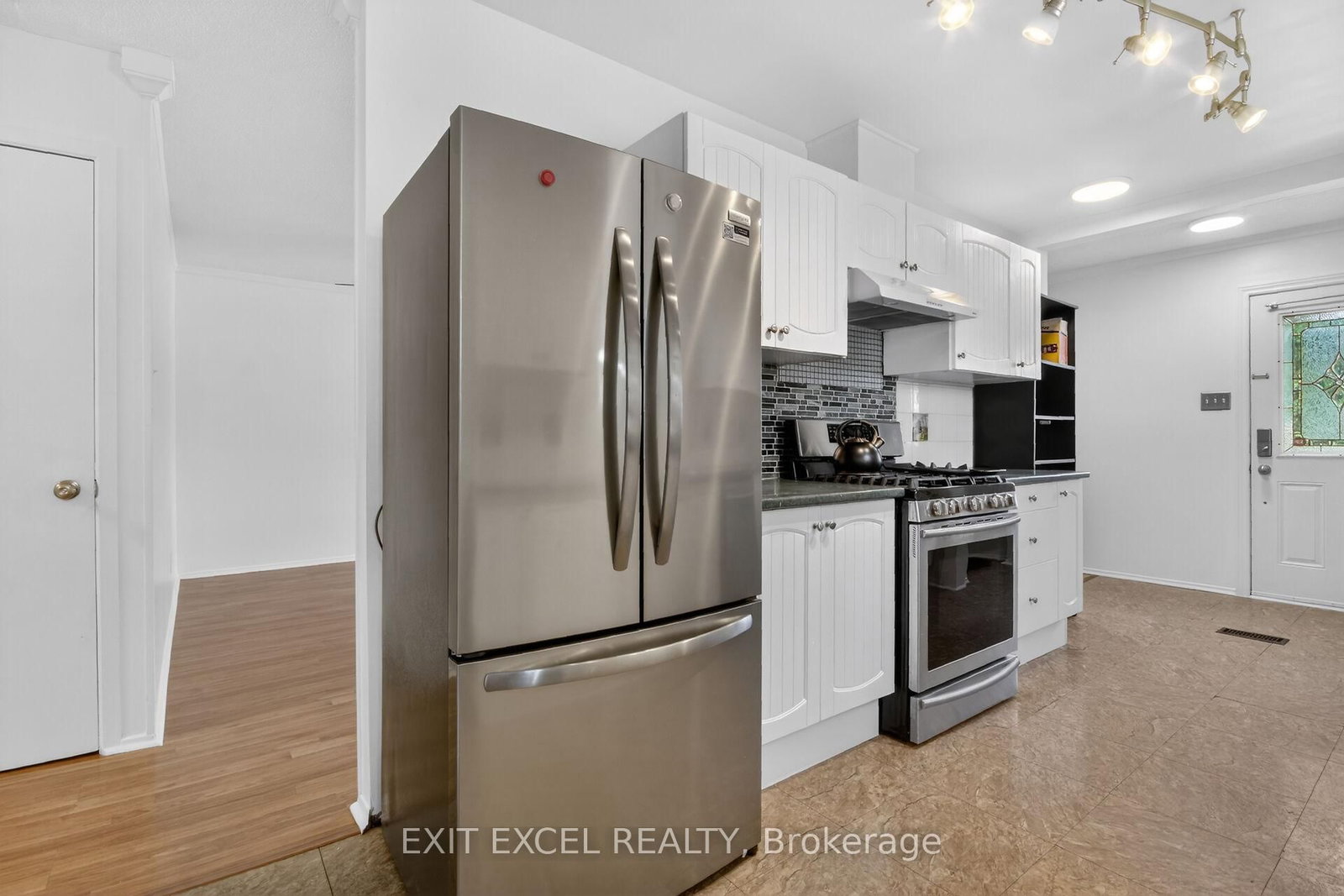 283 McElroy Drive • Ottawa, ON photo 20