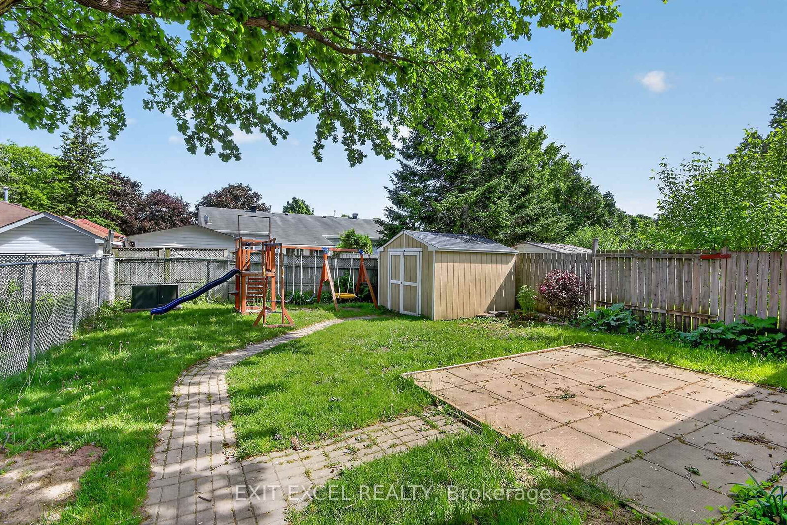 283 McElroy Drive • Ottawa, ON photo 49