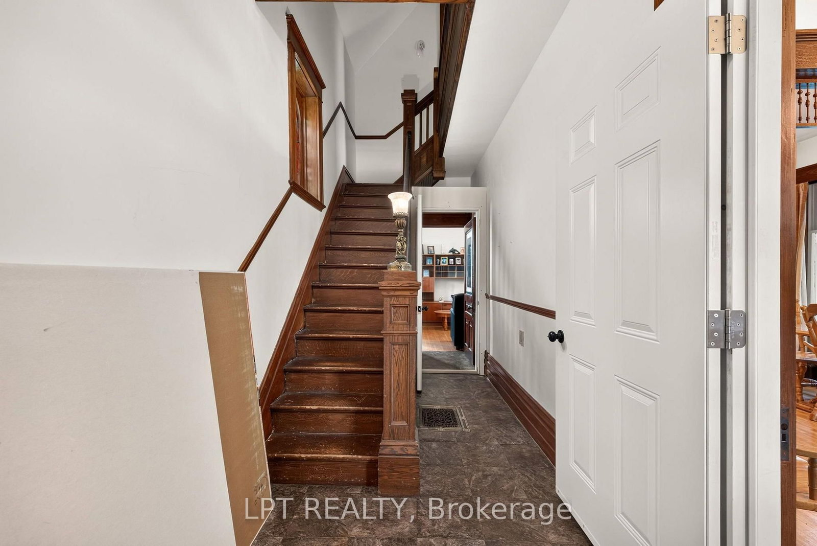 277 Andrew Street, South Huron — photo 8