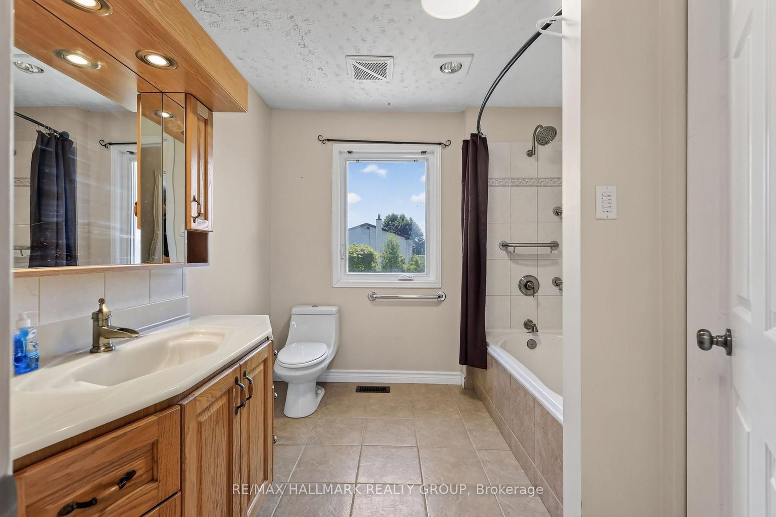 2205 Woods Street • Clarence-Rockland, ON photo 24