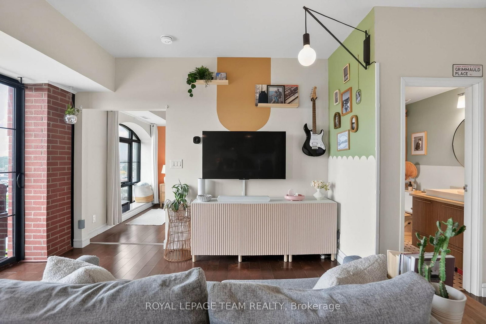 555 ANAND Private • #808 • Ottawa, ON photo 17