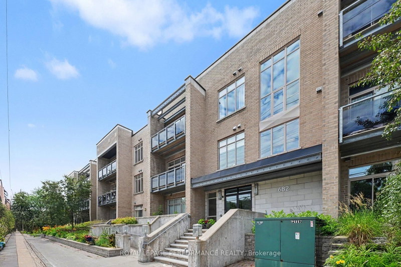 Unit 208 — 682 Churchill Avenue N, Ottawa