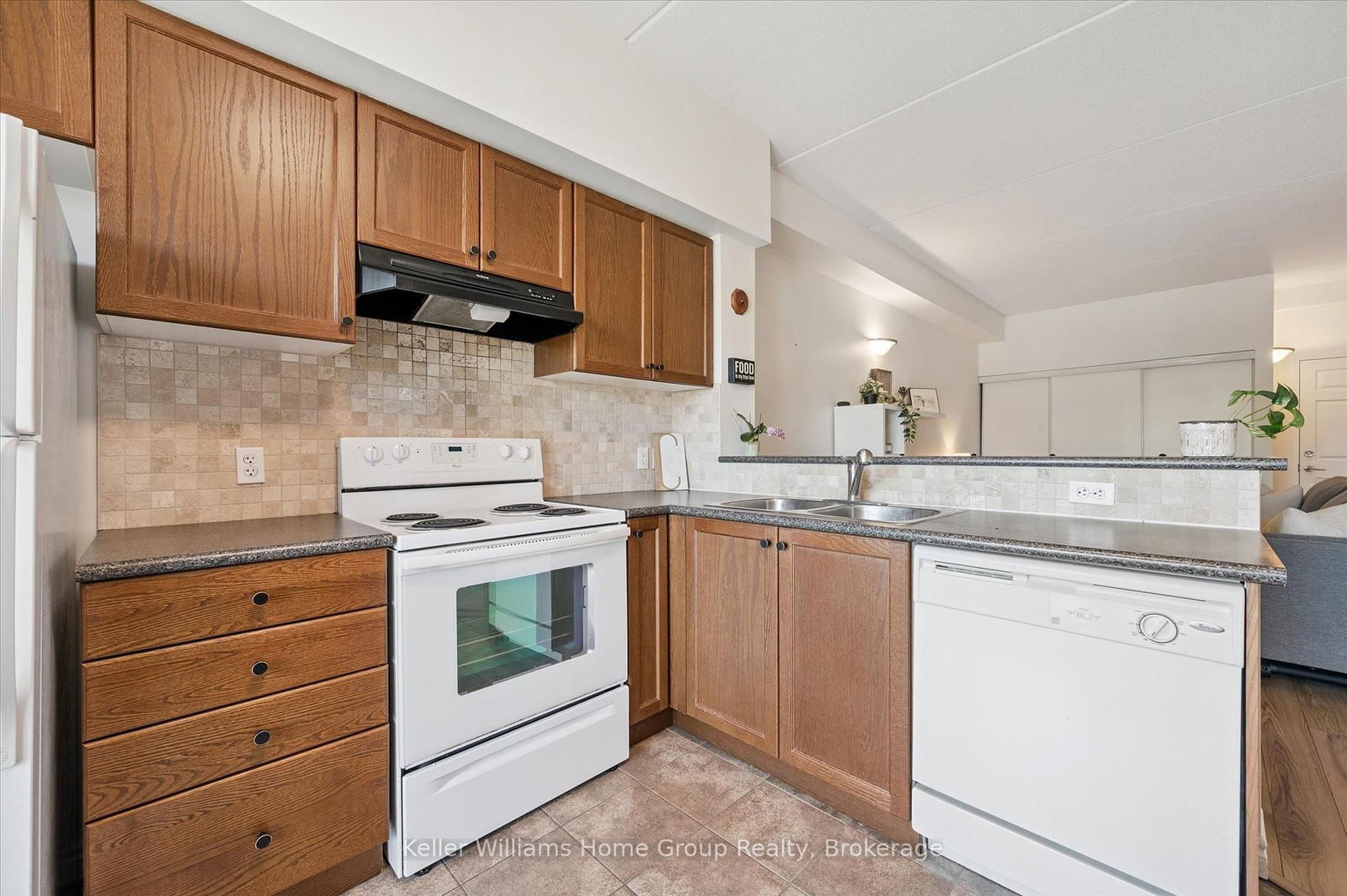 308 Watson Parkway N • #114 • Guelph, ON photo 12