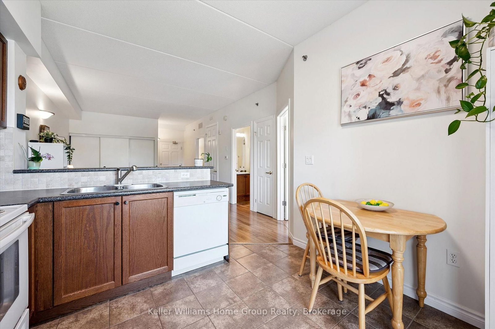 308 Watson Parkway N • #114 • Guelph, ON photo 13