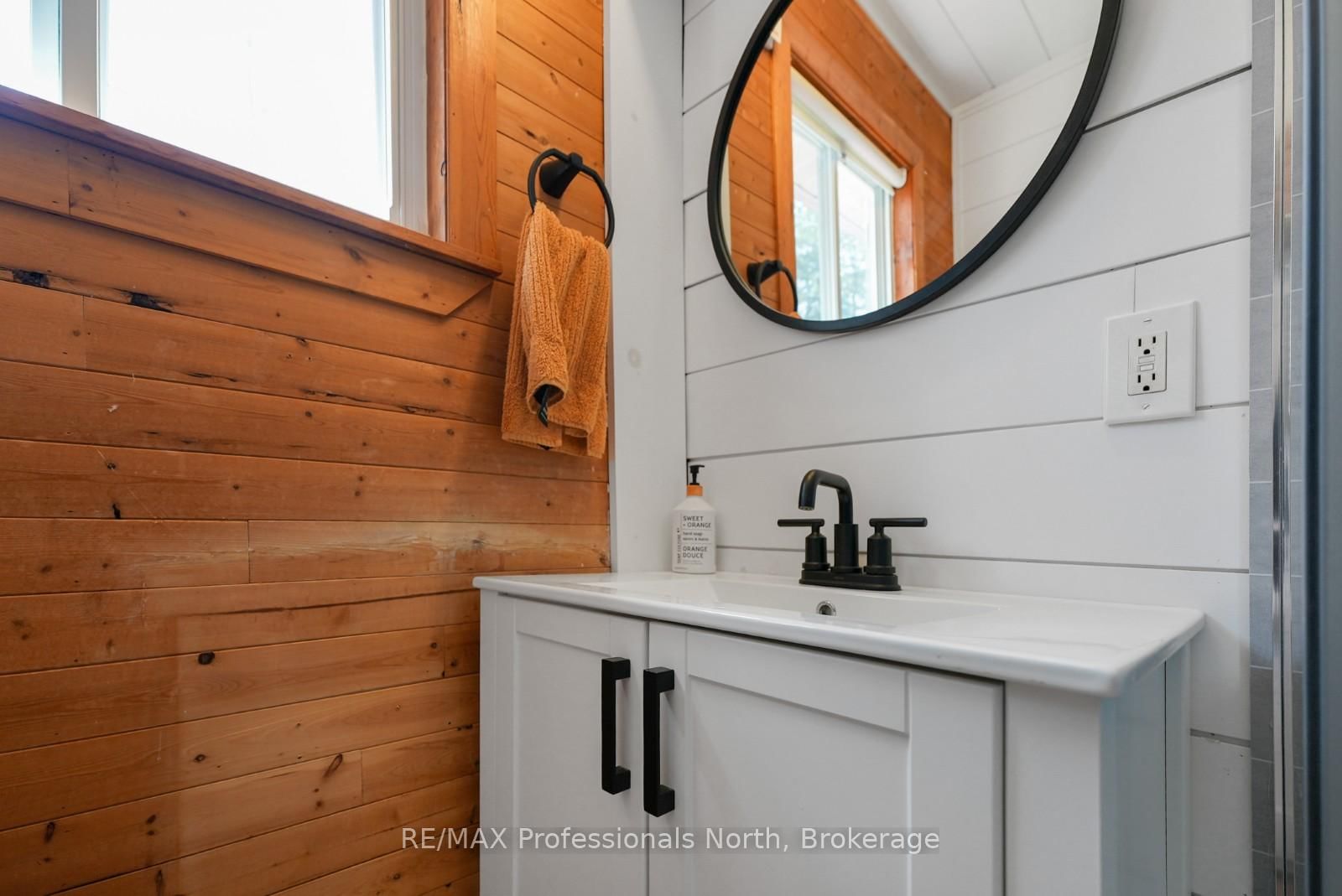 1419 Clement Lake Road • Highlands East, ON photo 18