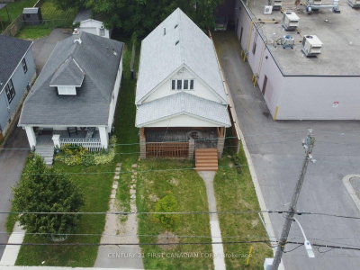 827 Quebec Street • London East, ON photo 6