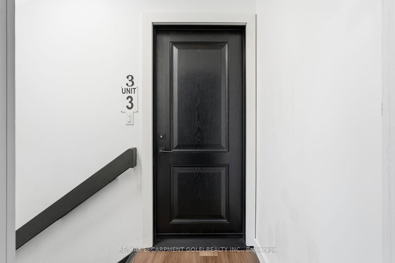 3 - 4876 Simcoe Street, Niagara Falls 4