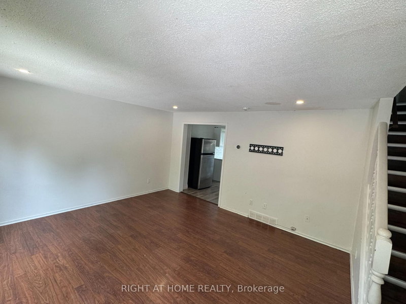 168 Golfdale Crescent