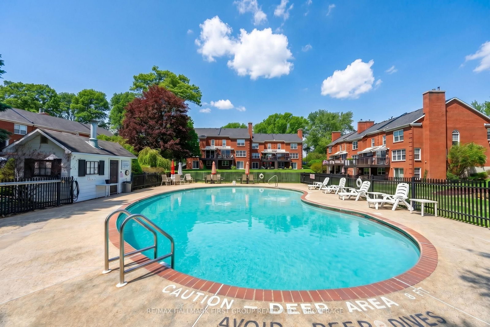15 Country Club Place • Brockville, ON photo 3