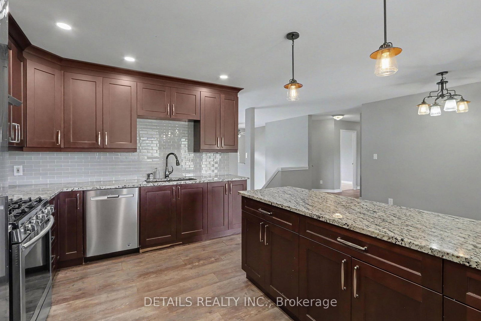 559 Main Street • North Grenville, ON photo 10