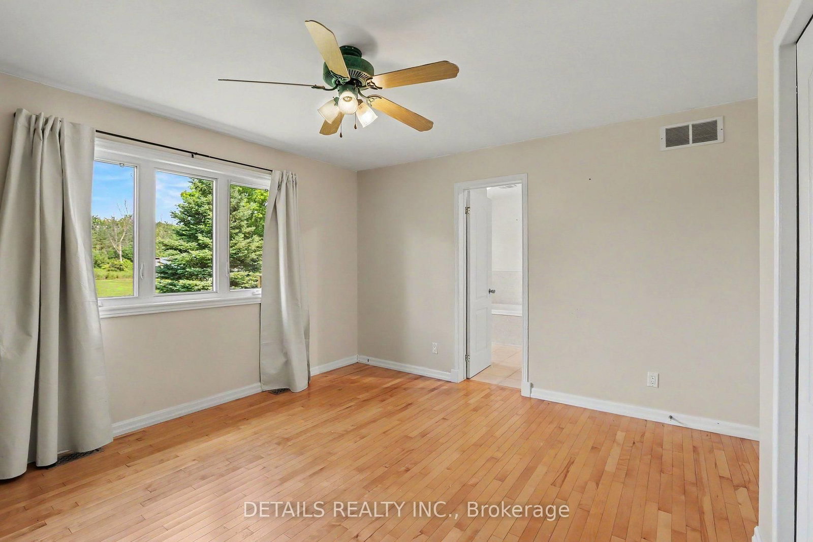 559 Main Street • North Grenville, ON photo 17