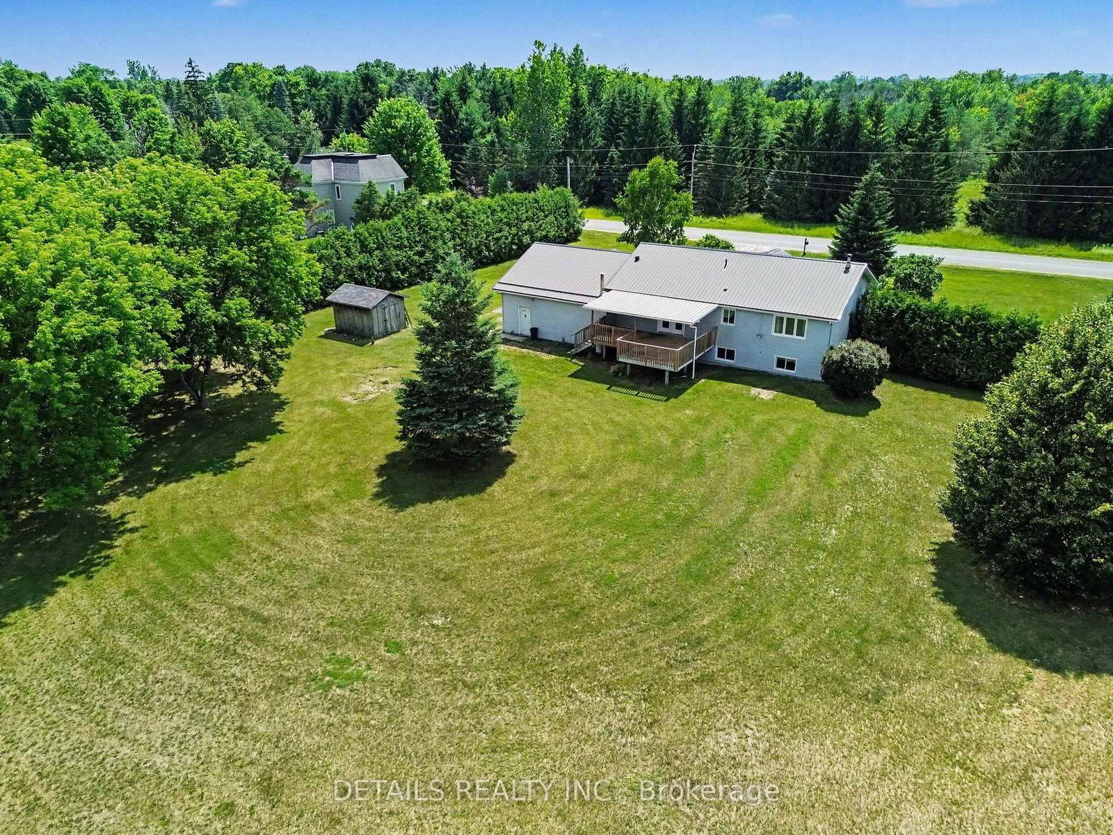 559 Main Street • North Grenville, ON photo 38