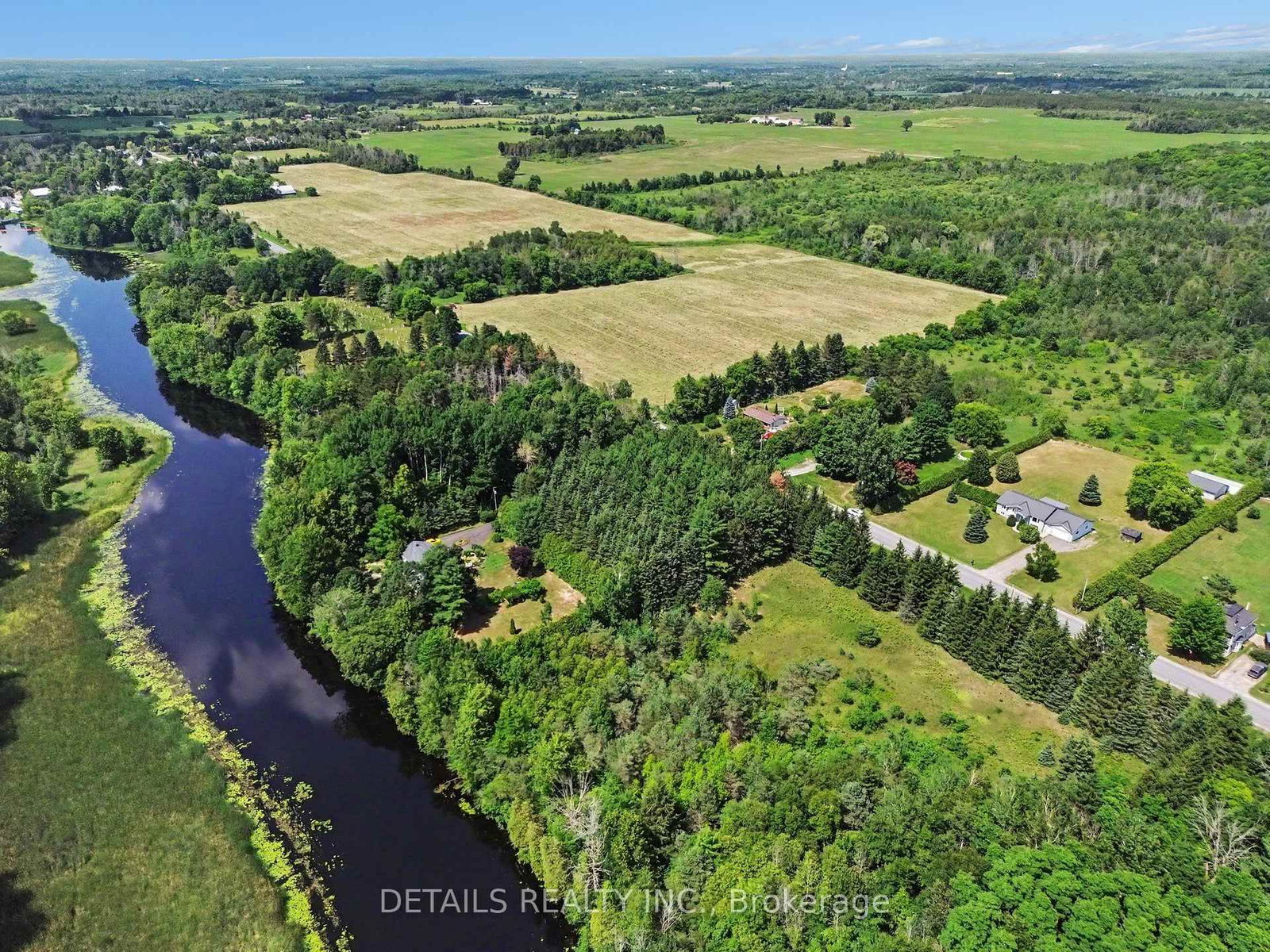 559 Main Street • North Grenville, ON photo 39