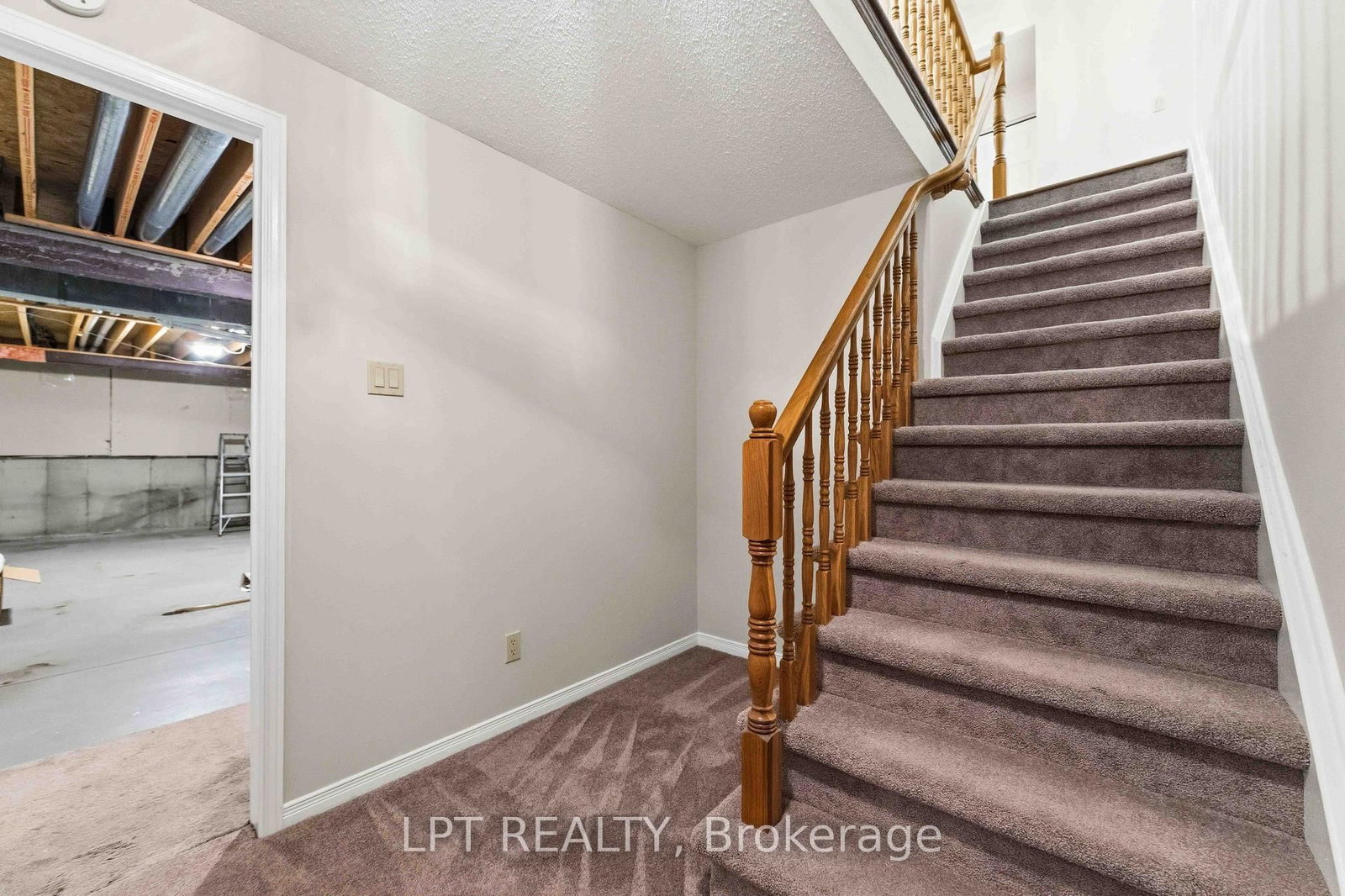 24 Grand Cedar Court • #40 • Stittsville, ON photo 23
