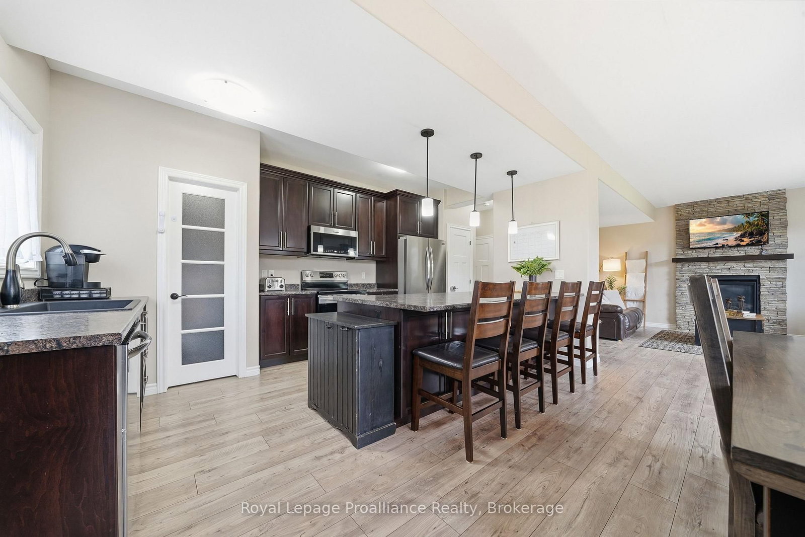 38 Redwood Drive • Belleville, ON photo 15