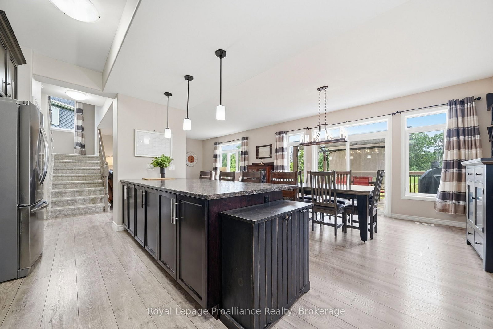 38 Redwood Drive • Belleville, ON photo 16