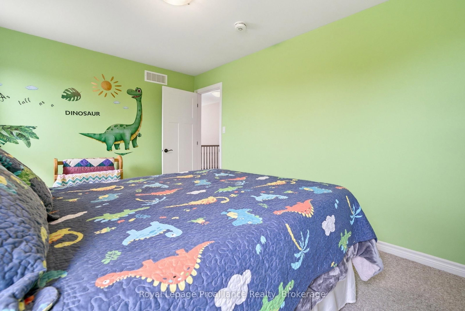 38 Redwood Drive • Belleville, ON photo 20