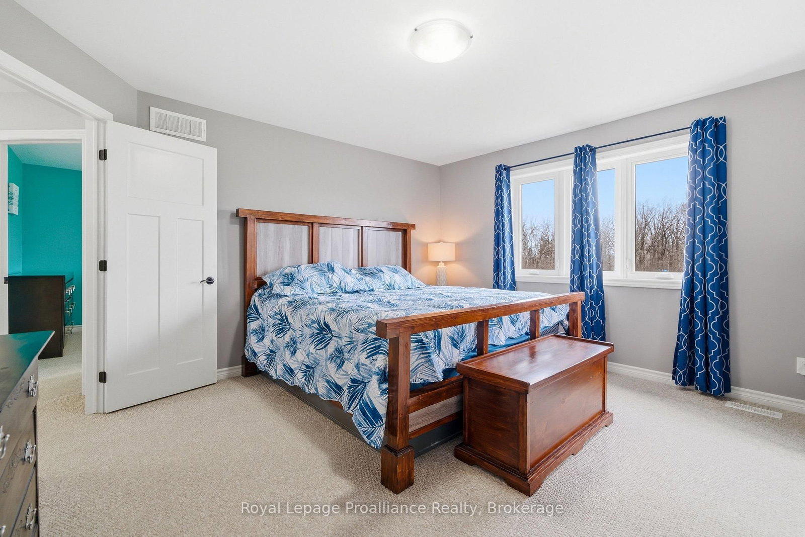 38 Redwood Drive • Belleville, ON photo 25