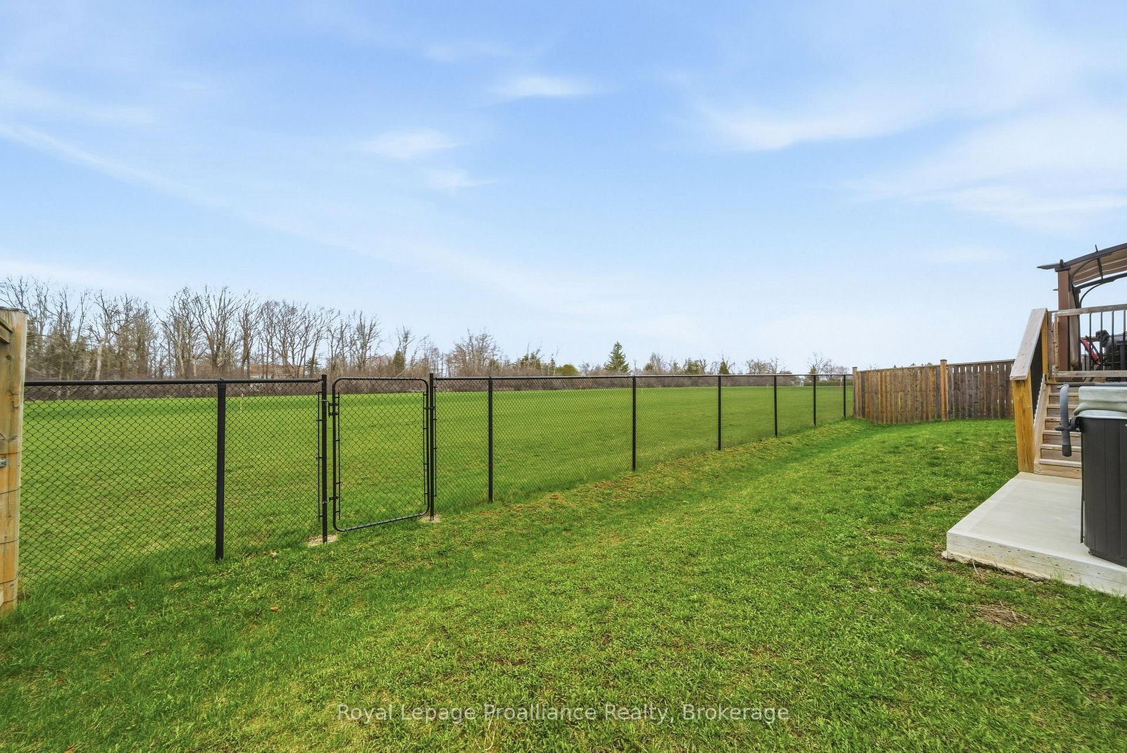 38 Redwood Drive • Belleville, ON photo 43
