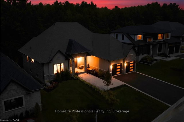 11 Black Willow Court