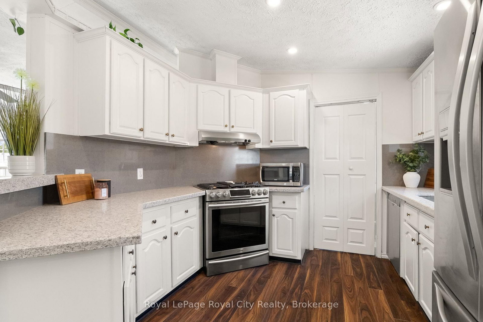 2 PAVILION Road • Puslinch, ON photo 14
