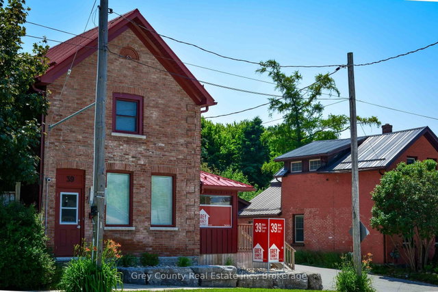 B - 39 Main St Street E