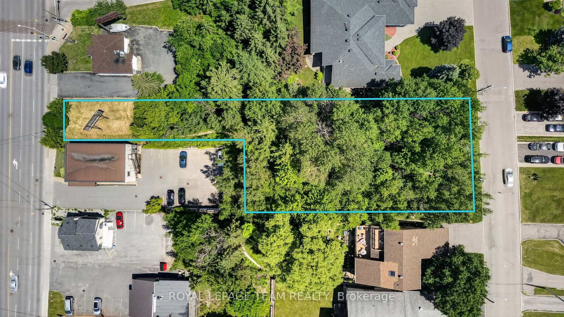 2902 St Joseph Boulevard, Ottawa, ON