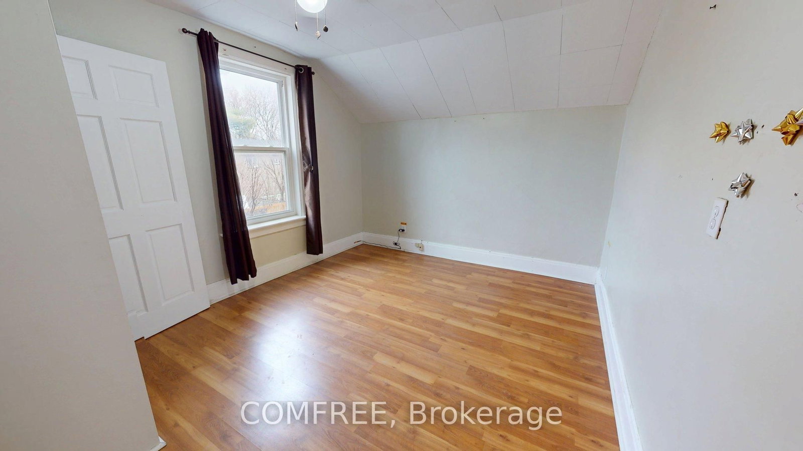 1405 King St, Cambridge, view 12