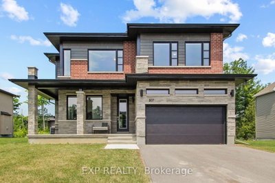 307 Antler Court • Almonte, ON photo 2