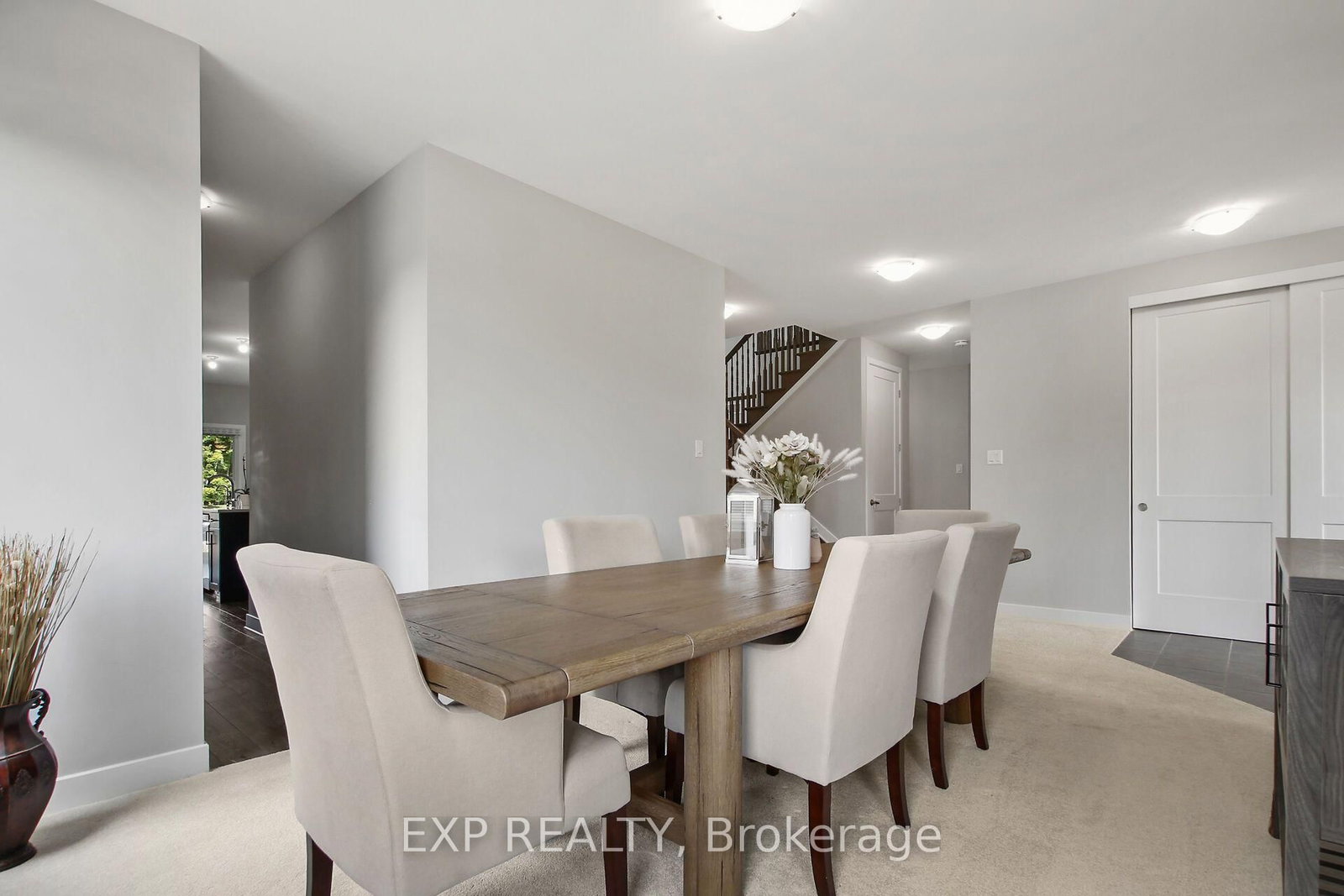 307 Antler Court • Almonte, ON photo 9