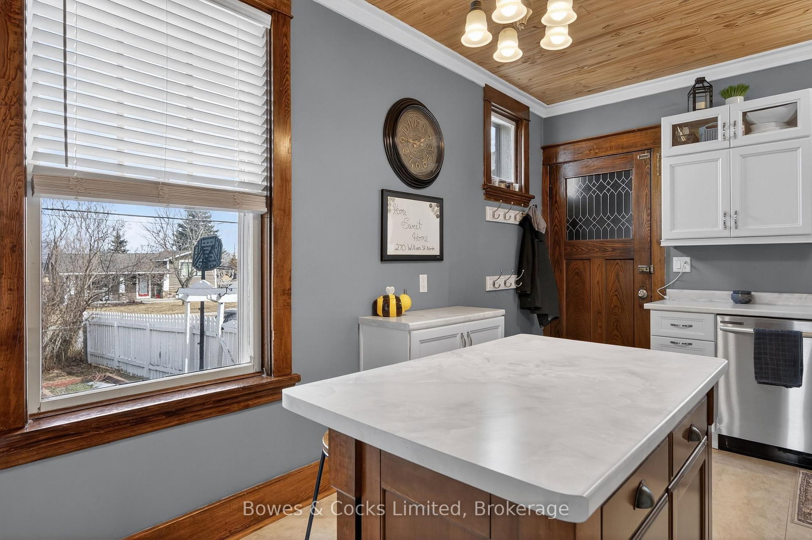 270 N William Street • Kawartha Lakes, ON photo 16