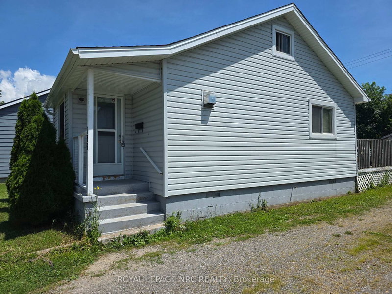 135 McArthur Avenue