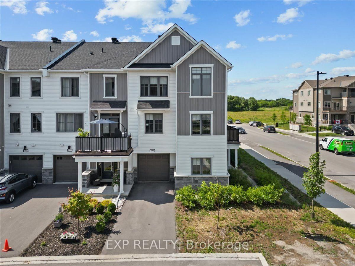 293 Anyolite Private • Ottawa, ON photo 36
