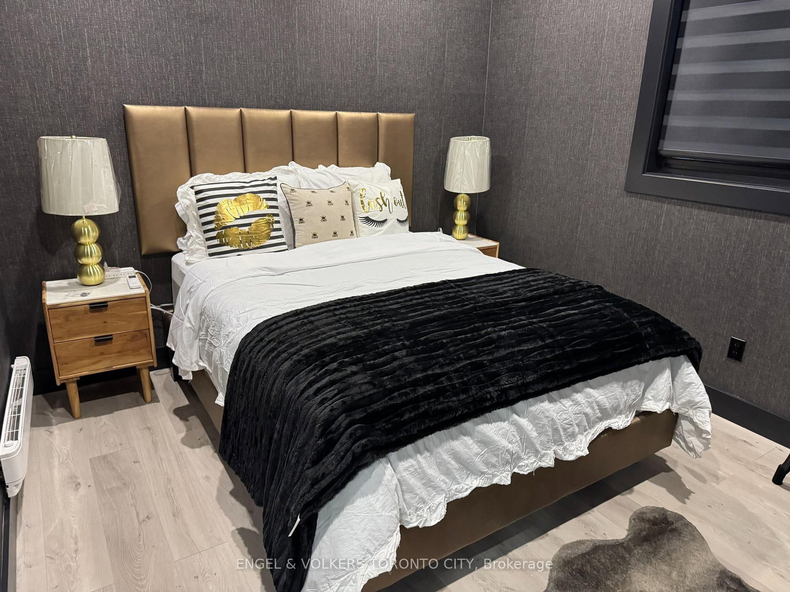 792 Pierre Avenue • Windsor, ON photo 5